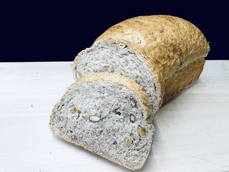 Groot notenbrood